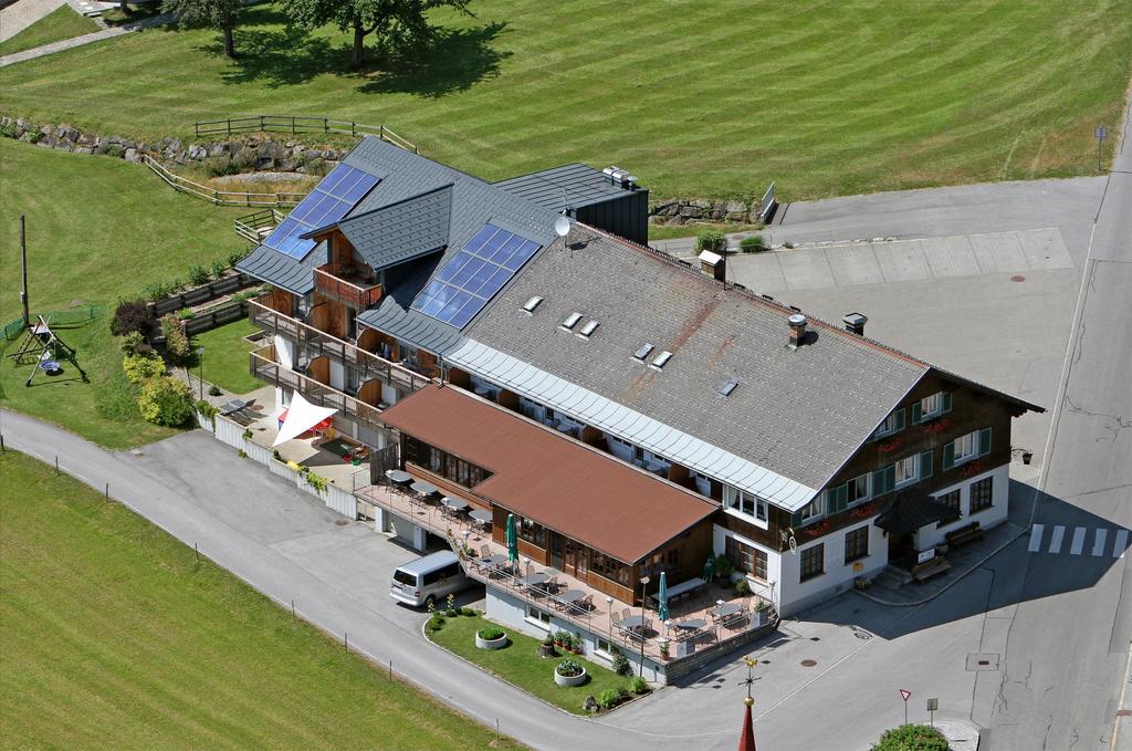 Gasthof Hirschen Sibratsgfall Exterior photo